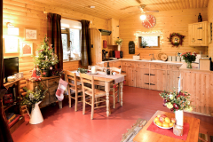 cabin-xmas