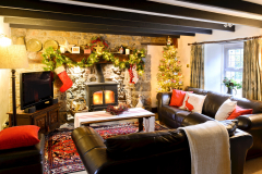 Cottage lounge xmas